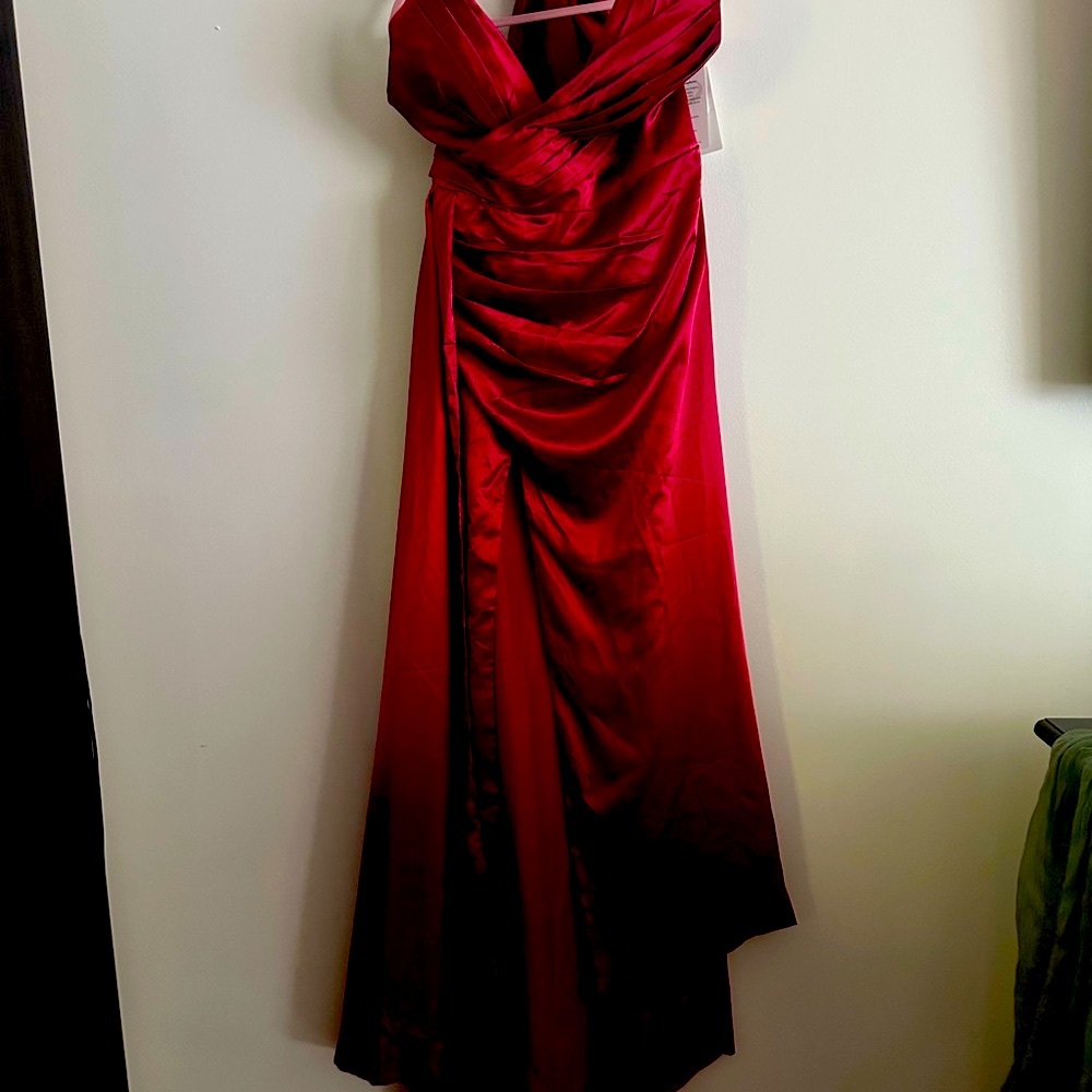 Elegant Red Prom Gown - Picture 5 of 5